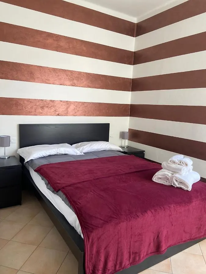 Albergo 900Strati Bergamo 0*,  Italië